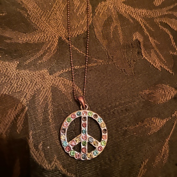 Peace sign charm .multi color. No chain - Picture 4 of 4